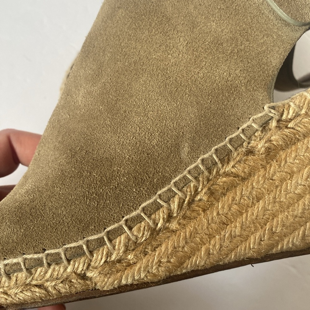 Celine Grey Suede Open Toe Espadrilles
Wedge Sandals Size 37 - Picture 11 of 12